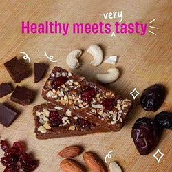 The Whole Truth Cocoa Cranberry Fudge Energy bar 40 gms