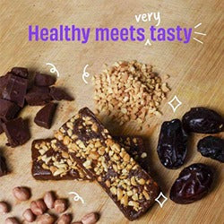 The Whole Truth Peanut Choco Fudge Energy bar 40 gms